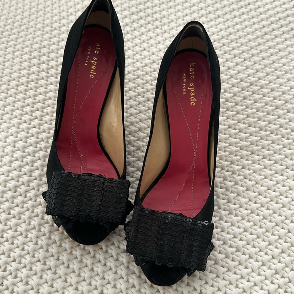 Kate Spade Genie Black Satin Peep Toe Heels With Sequin Bow Size 7